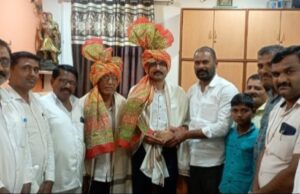 Dysp देशमुख यांचा सत्कार