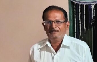 त्रिंबक मोकाटे यांचे निधन