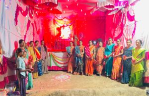 गणरायाच्या दरबारात महिलांचा आनंदोत्सव