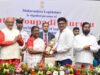 राष्ट्रपतींच्या हस्ते आ.प्राजक्त तनपुरे यांना पुरस्कार