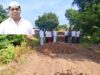 स्वखर्चातून मुरुम टाकून रस्ते दुरुस्त