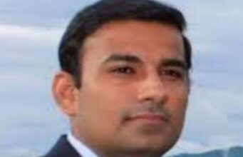 आयएएस अधिकाऱ्यांच्या बदल्यांचा धडाका