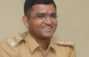 Dysp शिवपुंजे,वमने यांची बदली