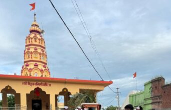 विठ्ठल- रुक्मिणी मंदिरातील बाप्पा