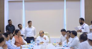 शनिशिंगणापूर रेल्वेची मंत्रालयात चर्चा..