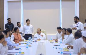 शनिशिंगणापूर रेल्वेची मंत्रालयात चर्चा..