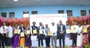 १४ शिक्षक व २ केंद्रप्रमुखांचा गौरव